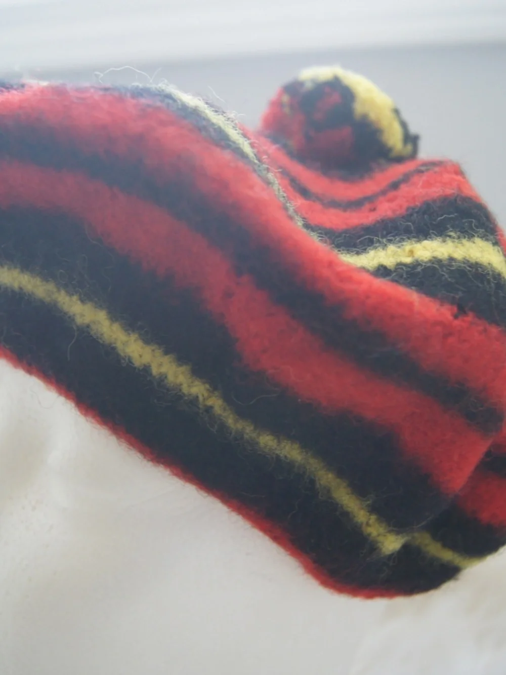 Vintage Knit Crochet Beret Pom Pom Red Black Yellow Stripe Pattern 70s Retro